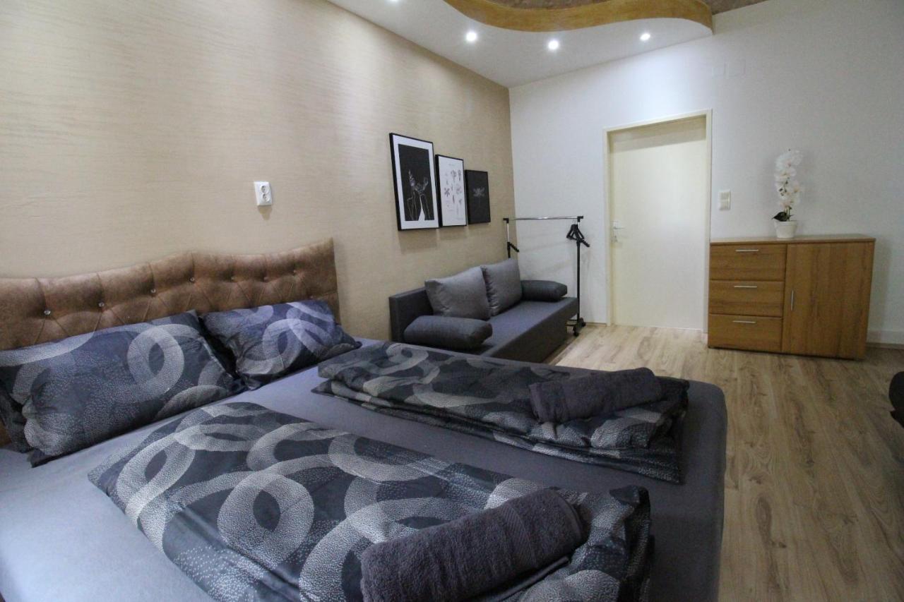 Family Quad Room Rf Bécs Kültér fotó