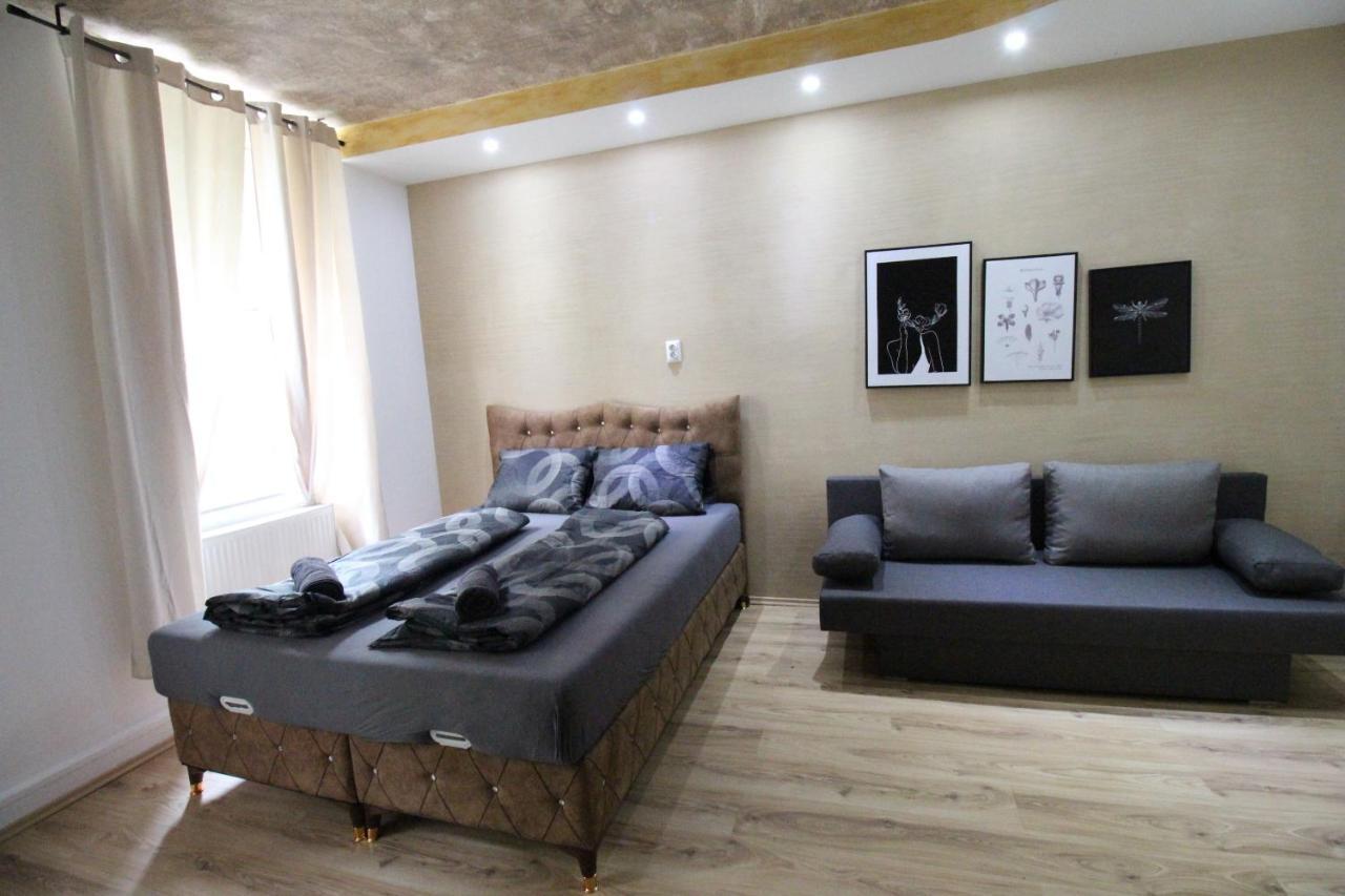 Family Quad Room Rf Bécs Kültér fotó